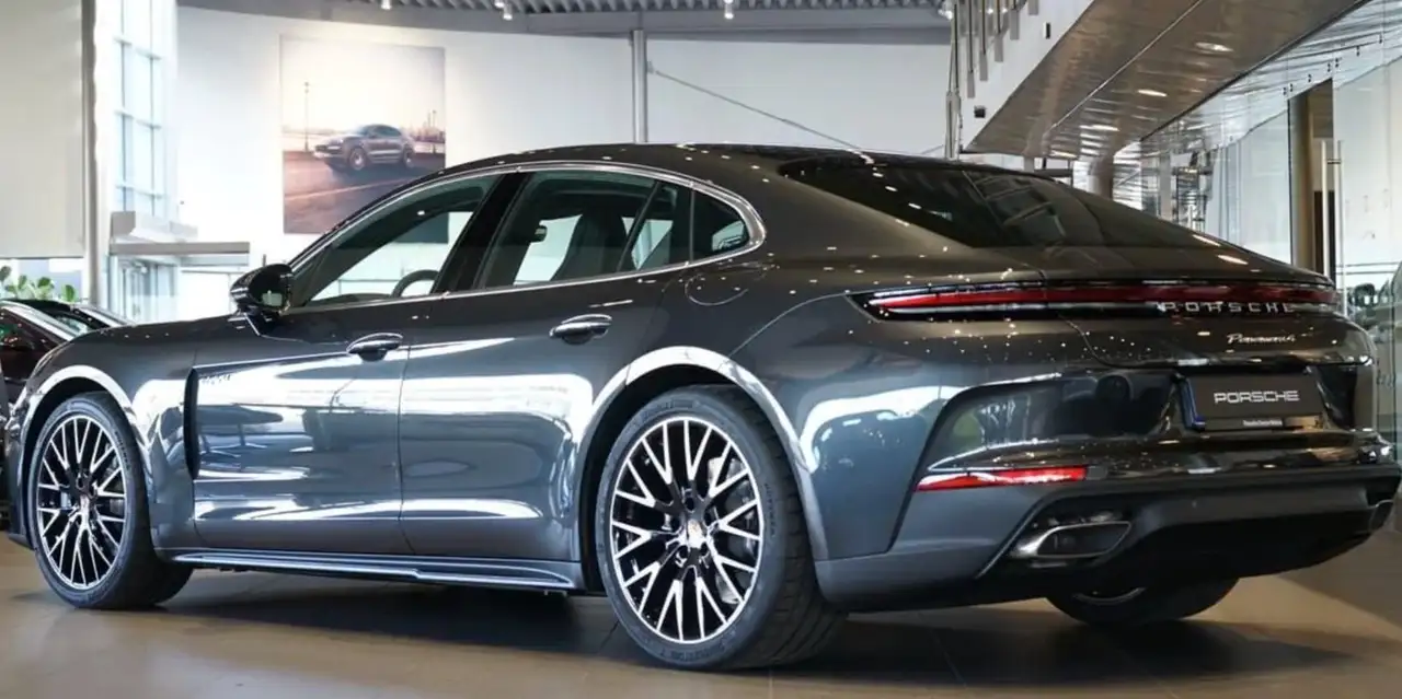 Panamera4 E-Hybrid