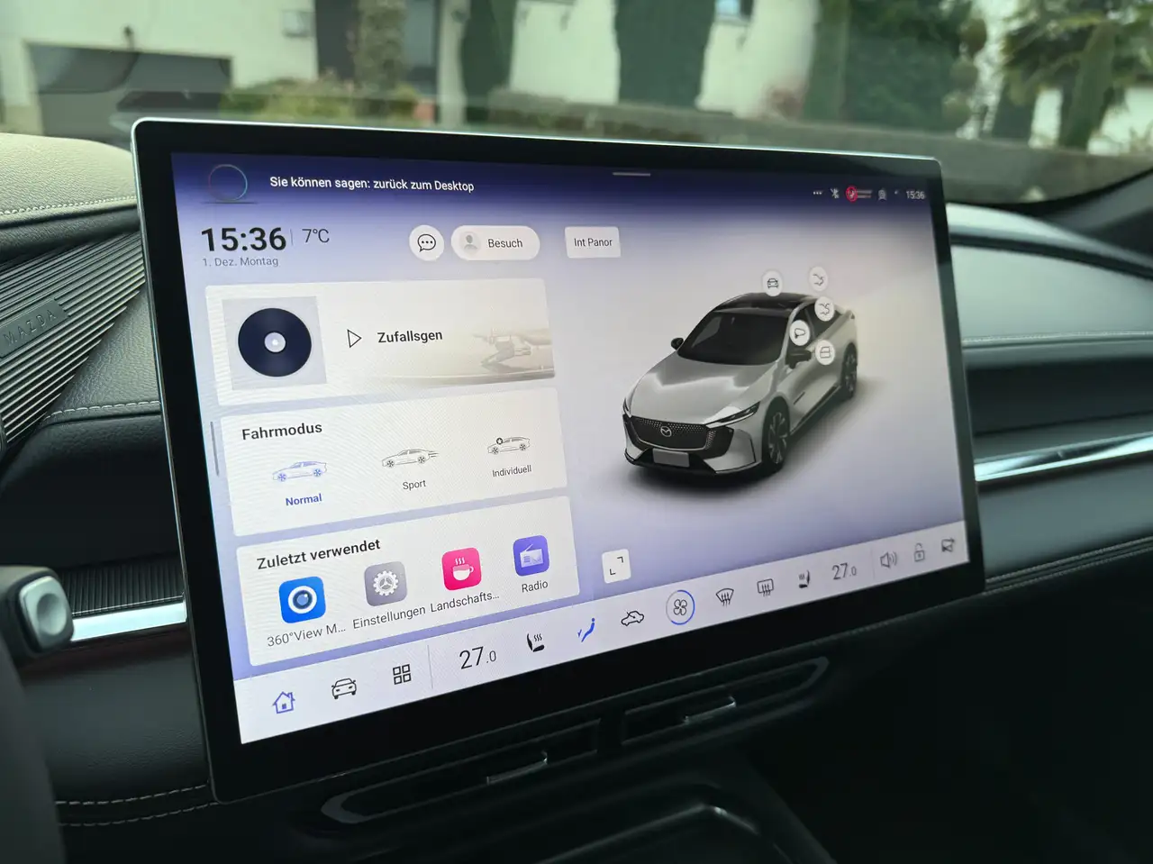 6e68,8kWh 258PS Standard Range Takumi