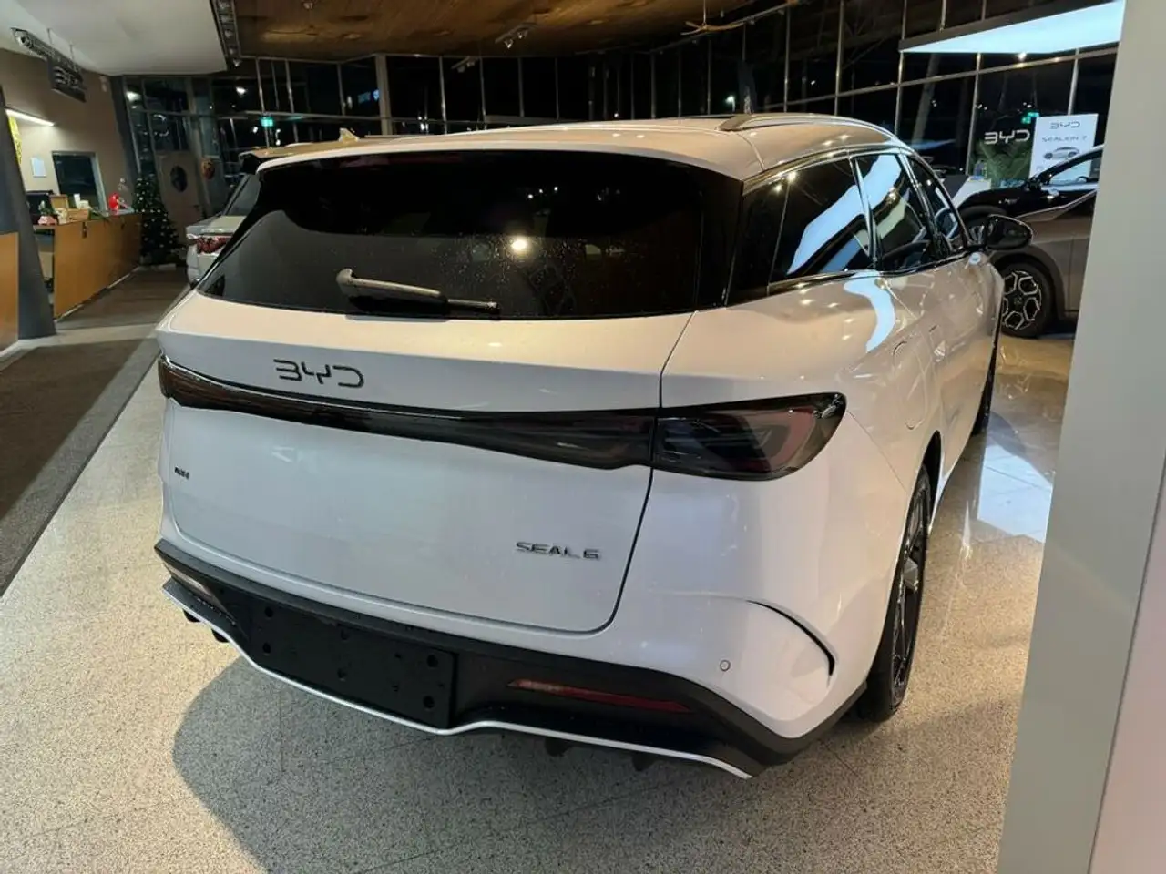 Seal6 DM-i Touring Comfort