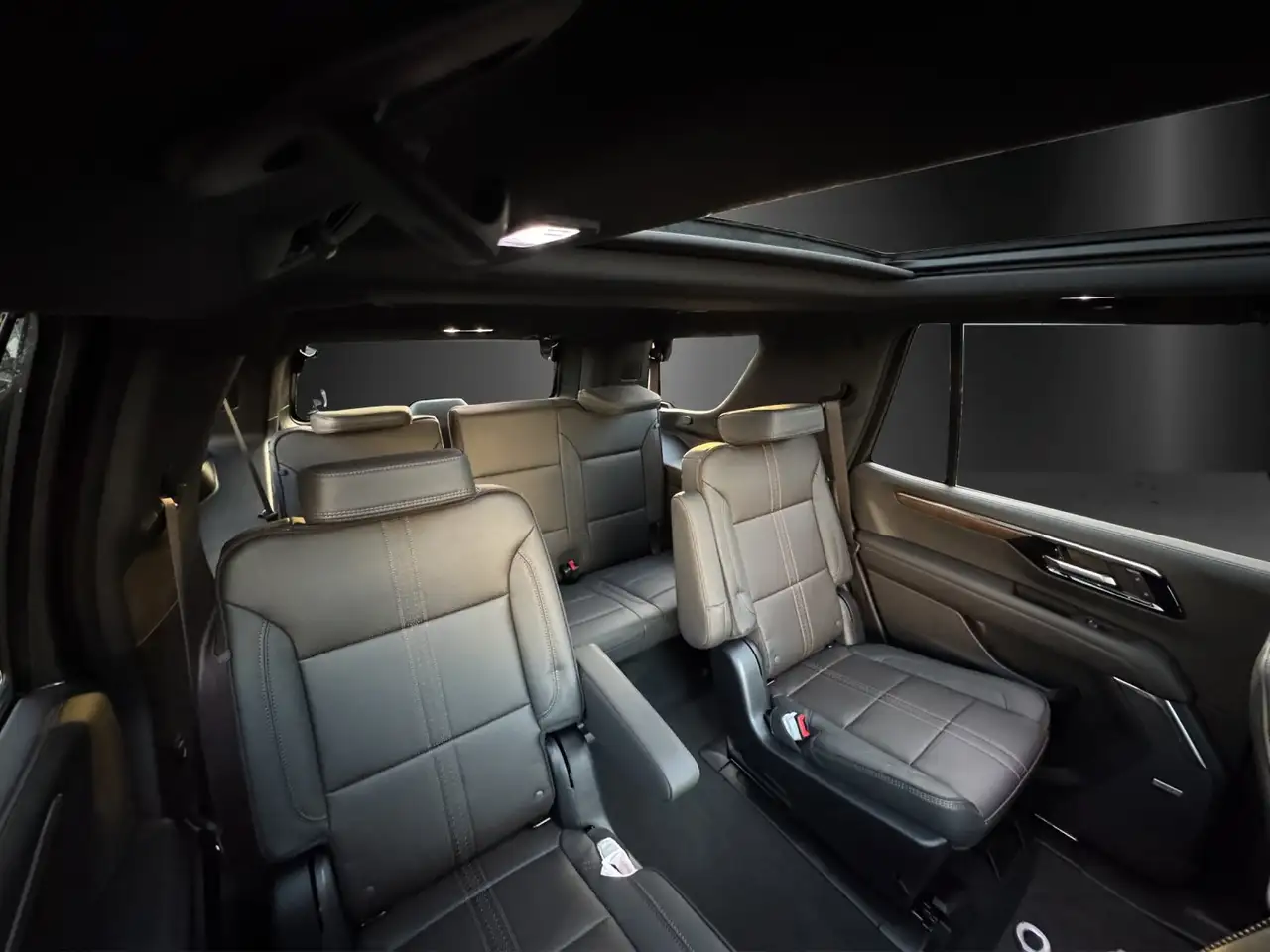 TahoeHigh Country 6.2 MY25 PDC/LED/AHK/CARPLAY