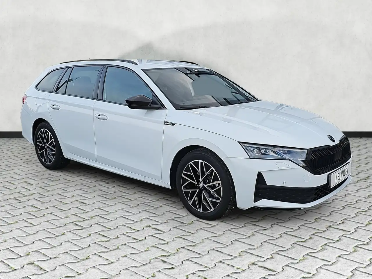 OctaviaCombi 1.5 eTSI DSG Sportline AHK Kessy