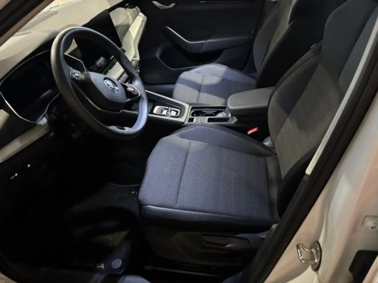 OctaviaSelection 2.0TDI DSG 299,-ohne Anzahlung Navi ACC