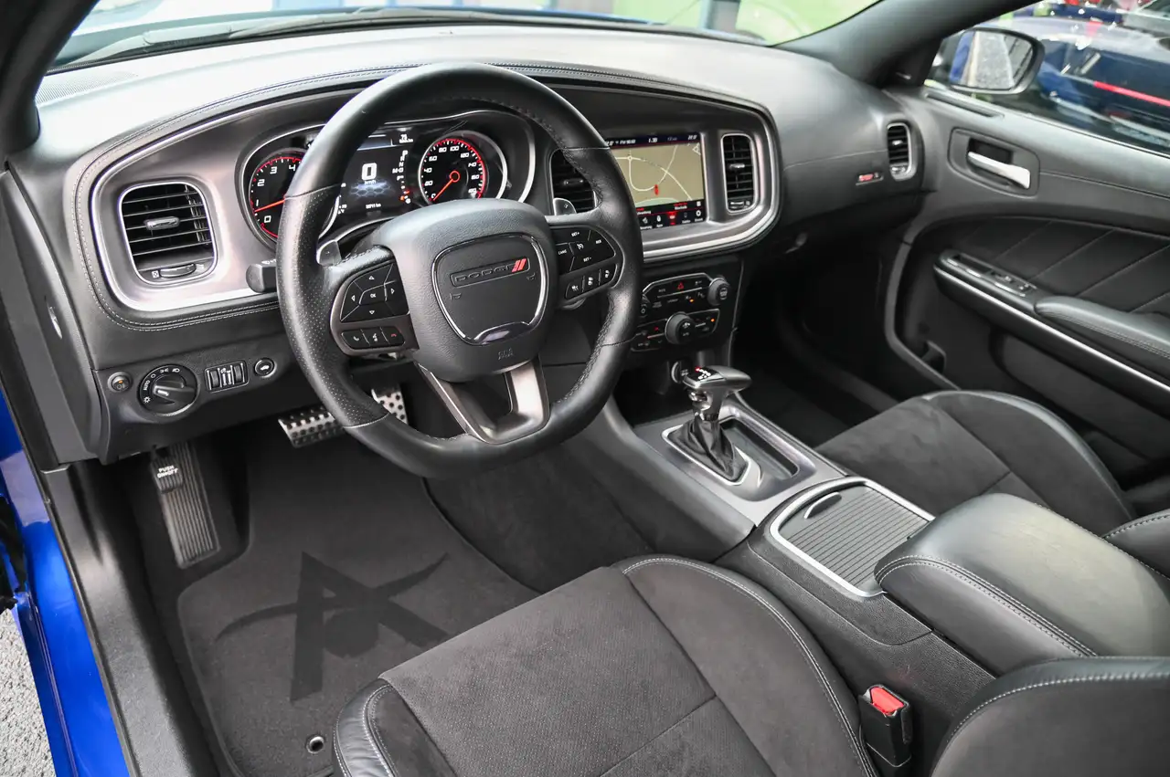 ChargerScat Pack 6.4 V8 HEMI Widebody* Navi*