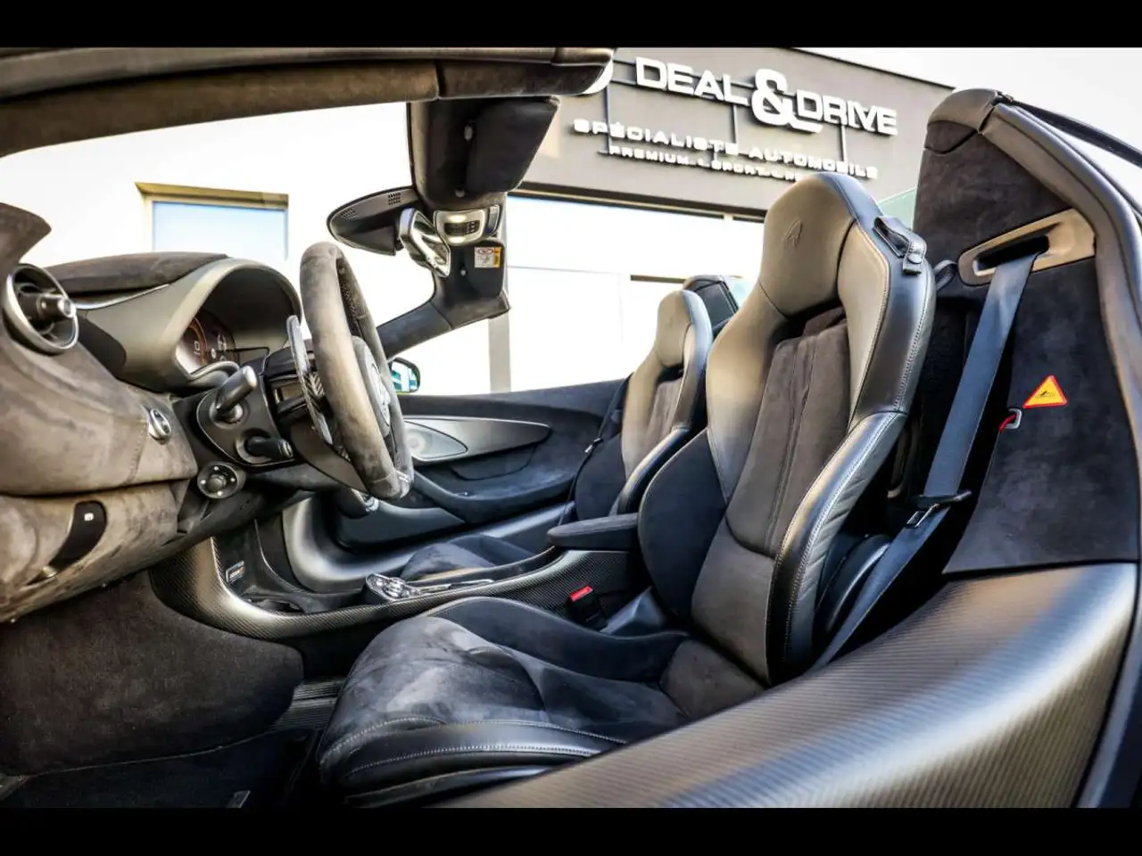 600LTSPIDERPPFLIME GREEN ELITE PAINTFULL CARBON