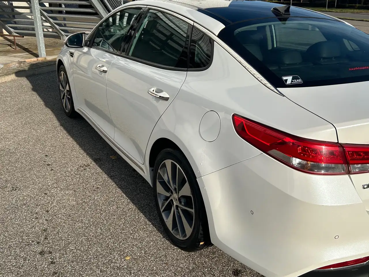 OptimaOptima 1.7 CRDI DCT Business