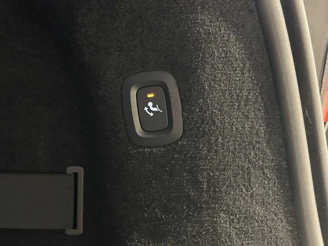 V90T6 Recharge dark Plus  + electr trekhaak