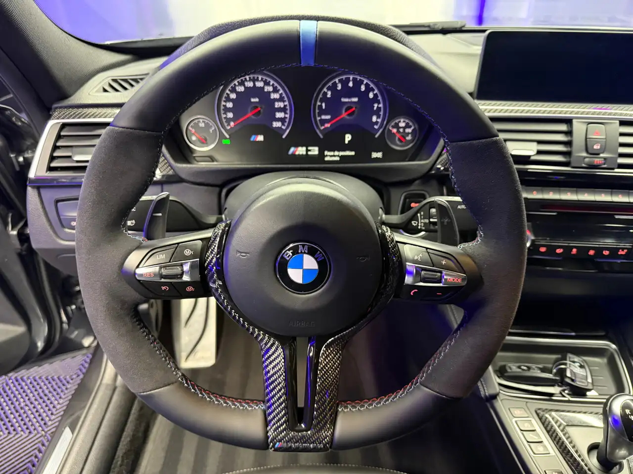 M3M3 Compétition // Carbone