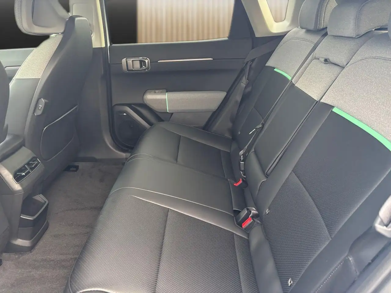 EV4Earth 81,4 KW/h Alle Pakete!