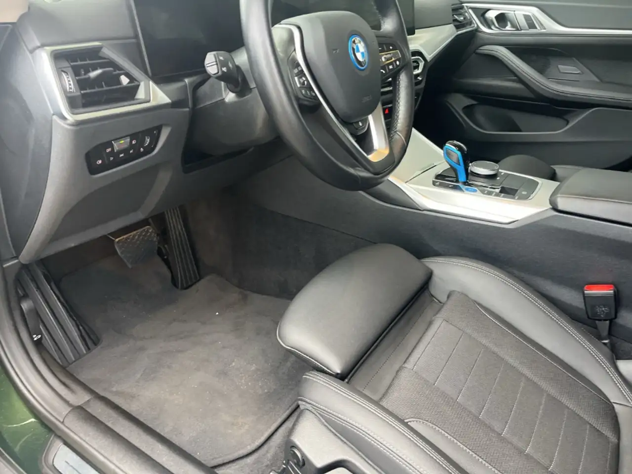 i4eDrive40 Gran Coupe/Soundsystem/LED