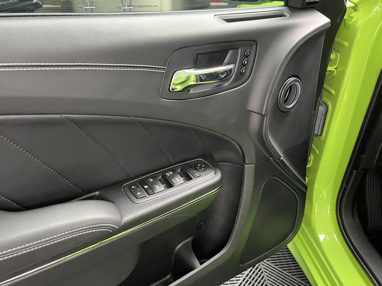 Фото машины 23