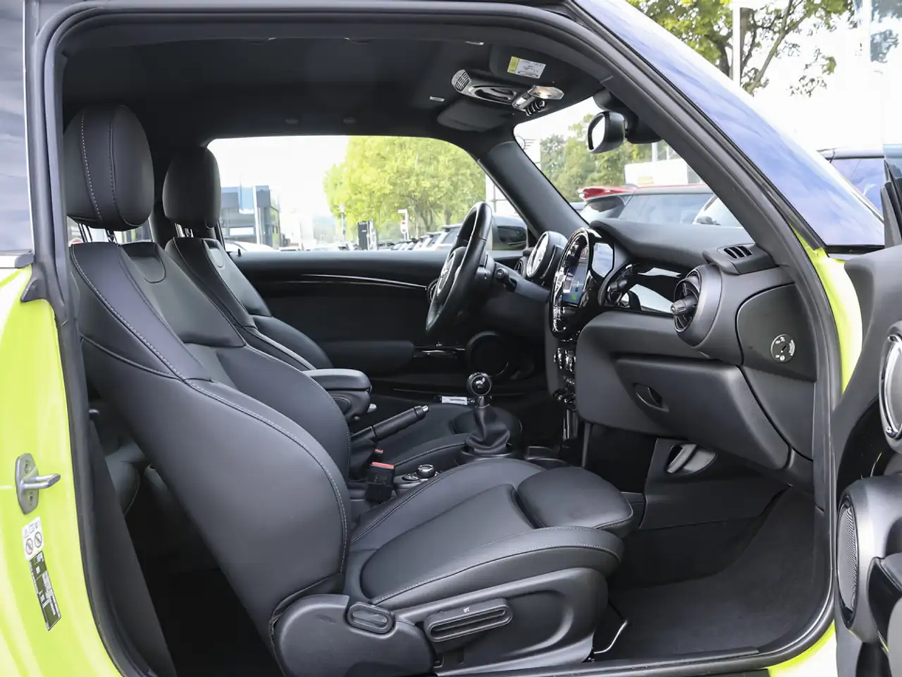 CooperFirst MINI Yours Trim Klimaaut. PDC