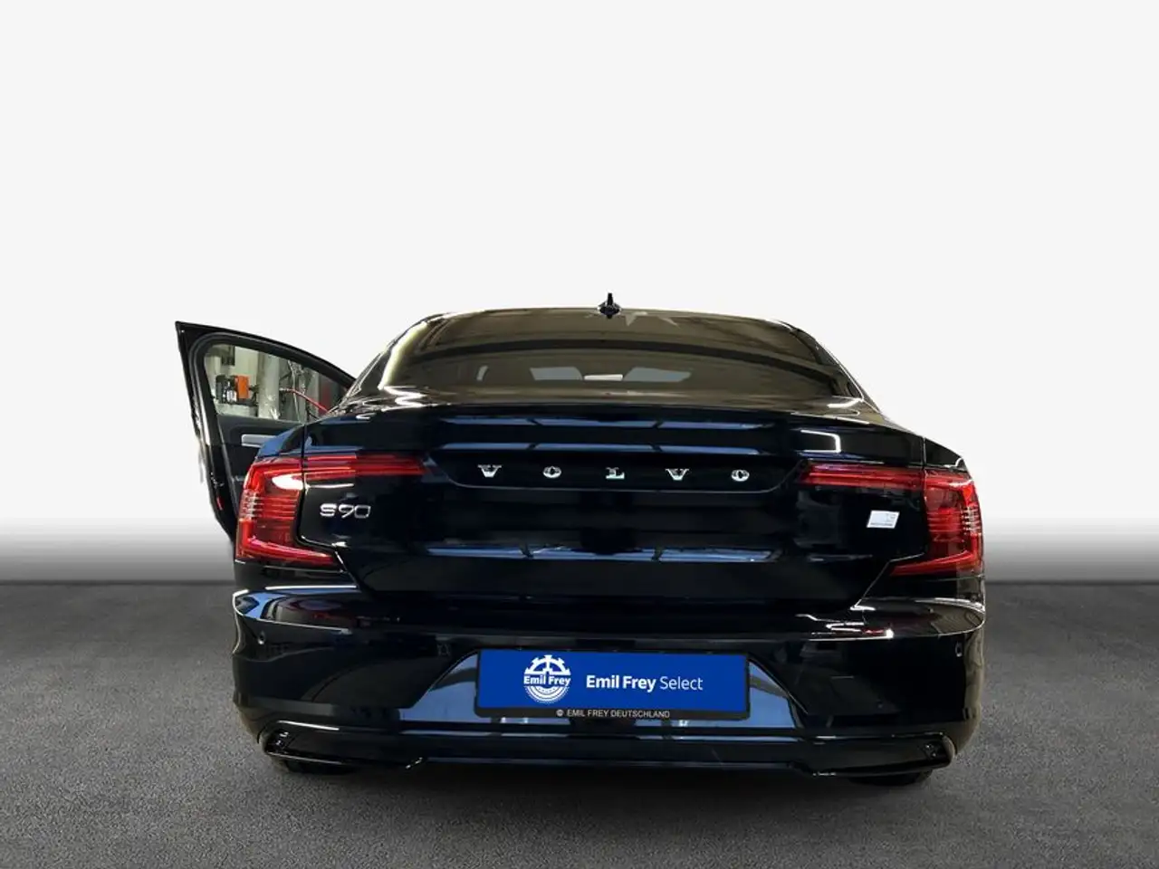 S90T8 Recharge AWD Ultimate Dark HuD*STGHZG