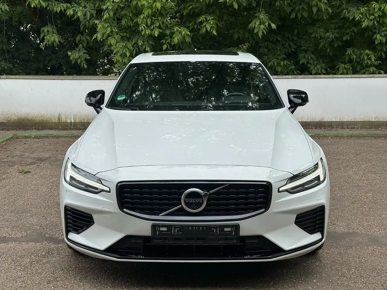 V60V60 T8 Plug-In AWD R Design