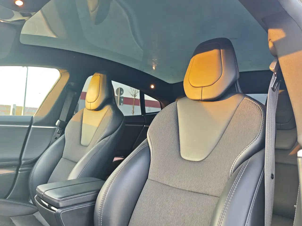 Model SModel S 75D Allradantrieb