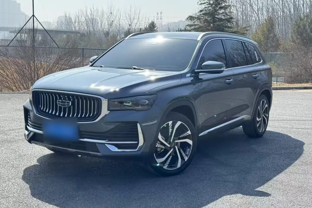 Geely Xingyue L 2023 2.0TD high-power automatic two-wheel drive flagship model