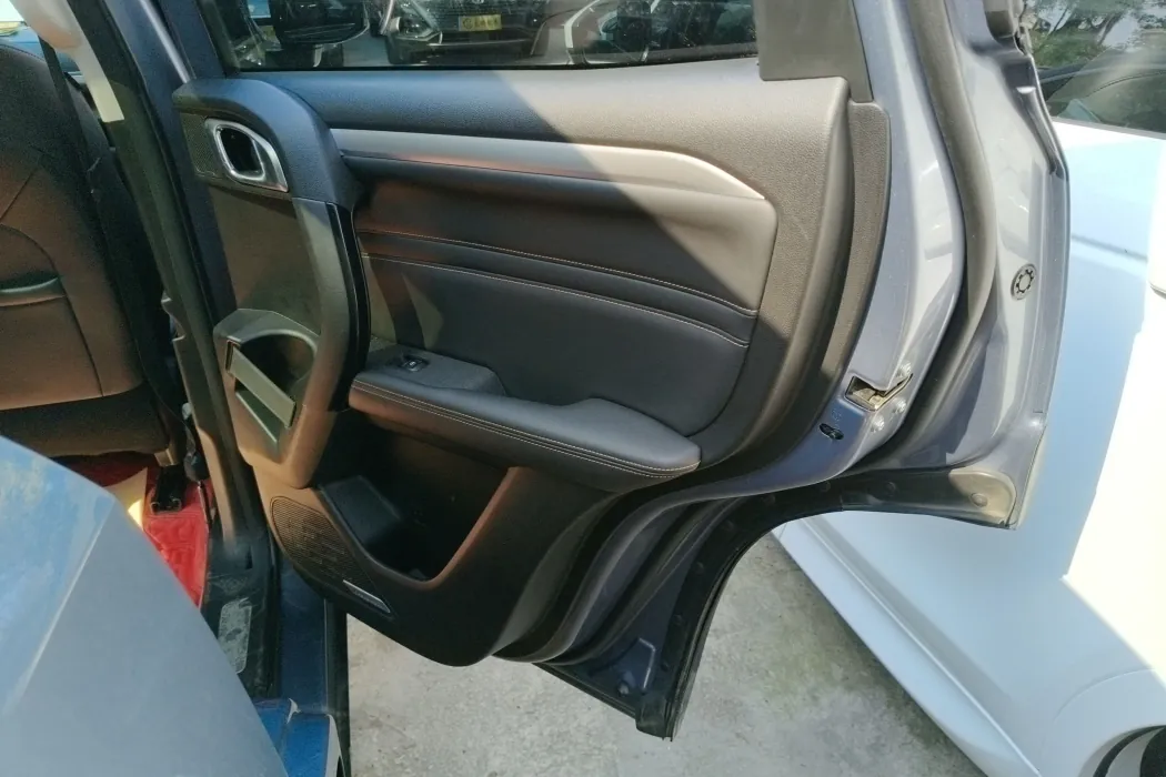 Фото машины 24