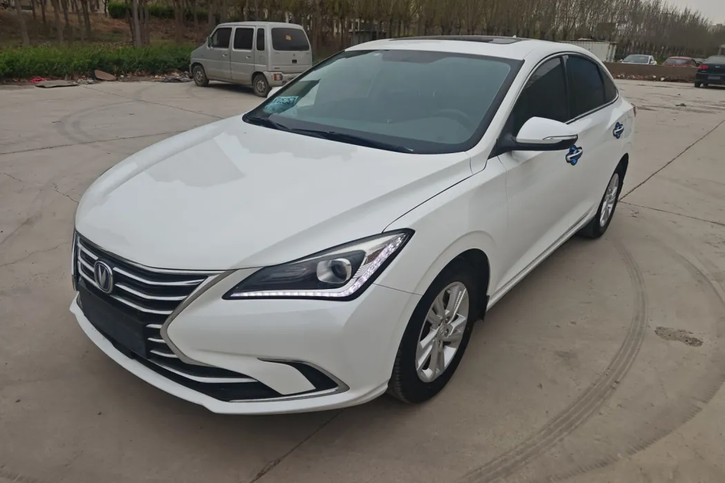Changan Yidong 2019 high-energy version 1.6 L GDI manual pioneer Country VI