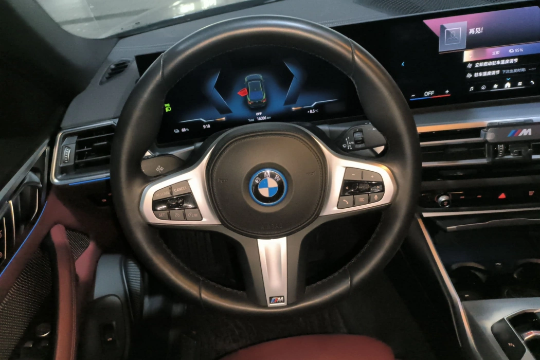 BMW i4 2023 eDrive40