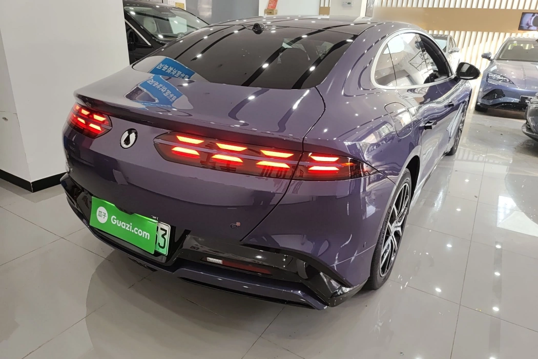 Denza Z9 2024 1100km four-wheel drive Max version