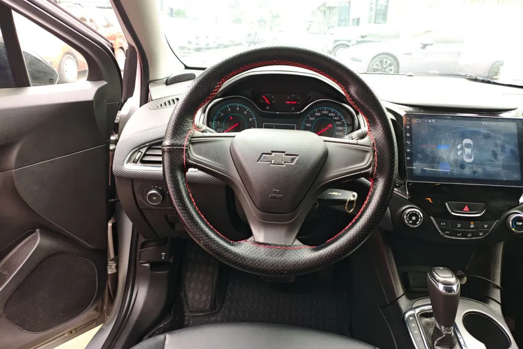 Chevrolet Cruze 2018 Redline 320 Automatic Pioneer Edition