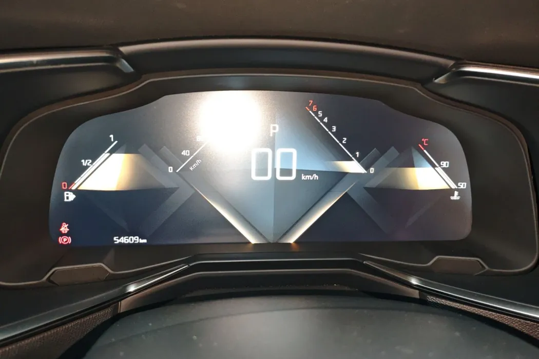 DS 7 2020 model 35THP Passy Version