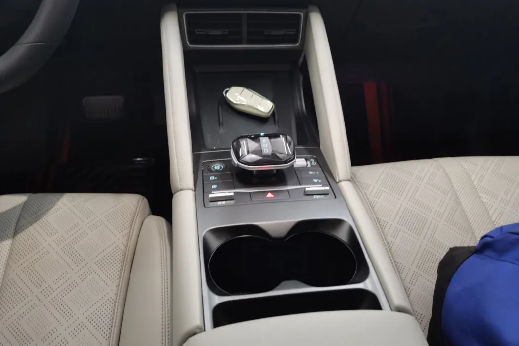 BYD Yuan UP 2024 401KM Vitality Edition