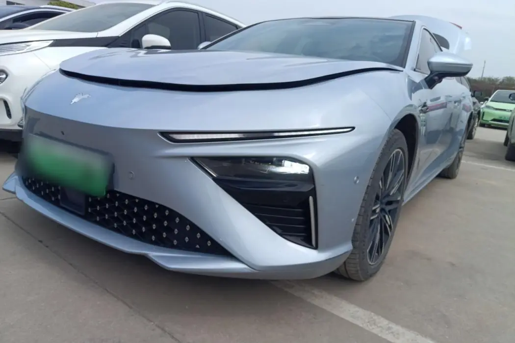 Nezha Automobile Nezha S 2022 Extended Range version 1160km rear Drive Medium Version