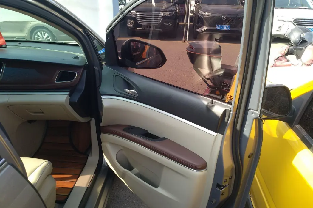 Фото машины 23