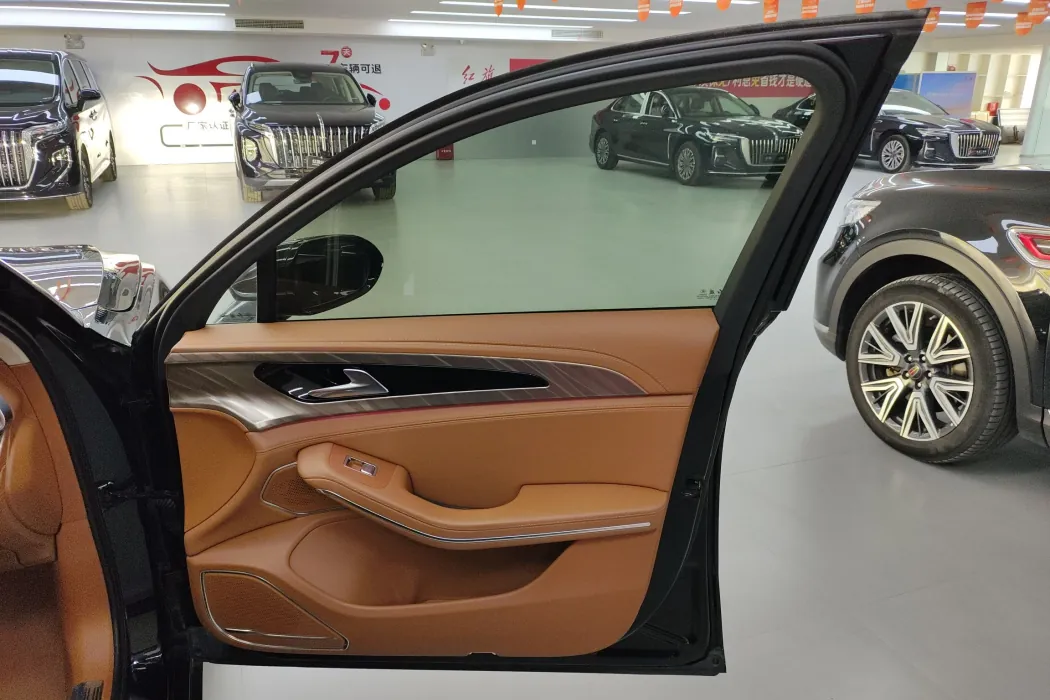 Фото машины 23