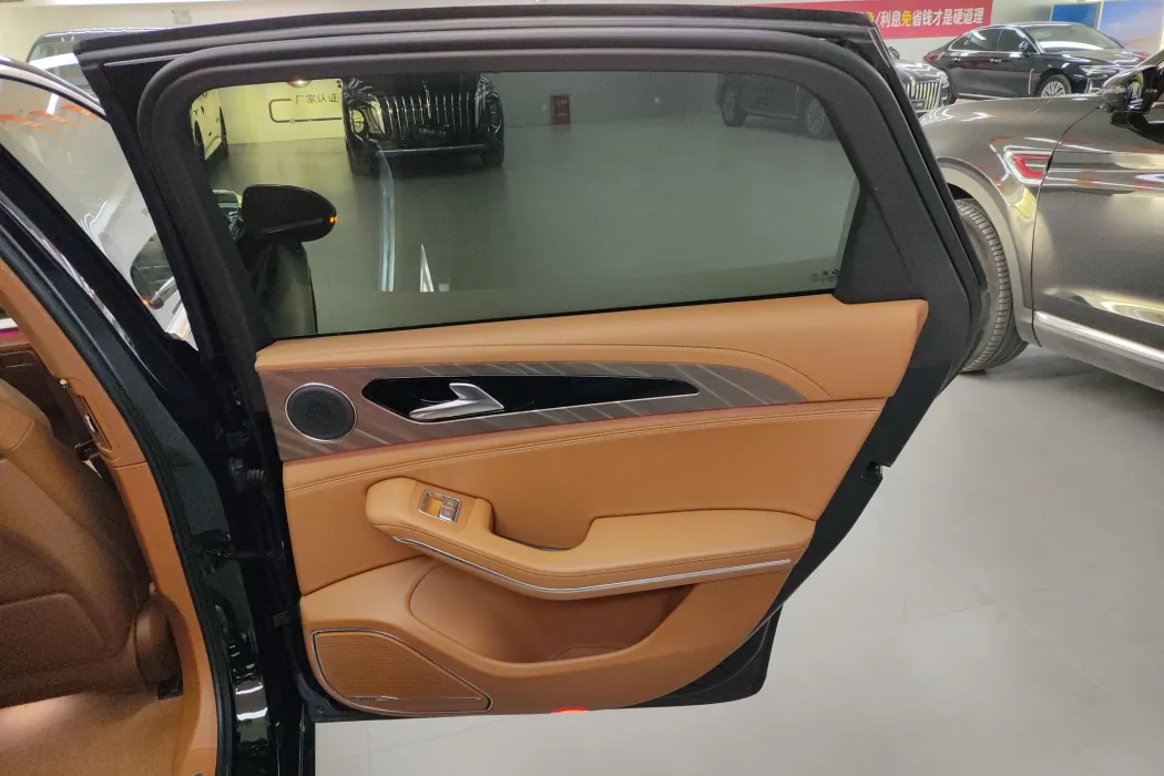 Фото машины 24