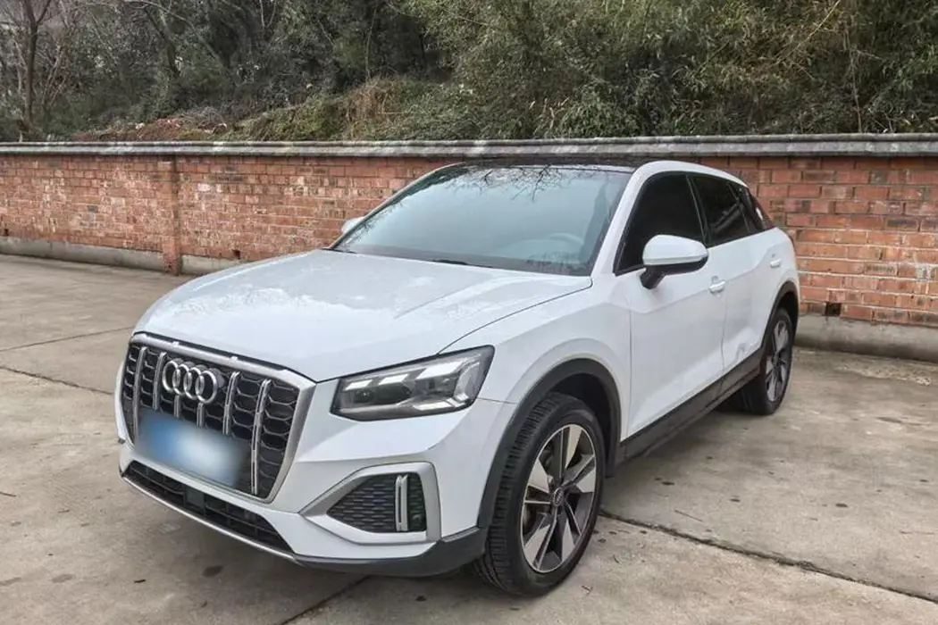 Audi Q2L 2022 35 TFSI Stylish Elegance
