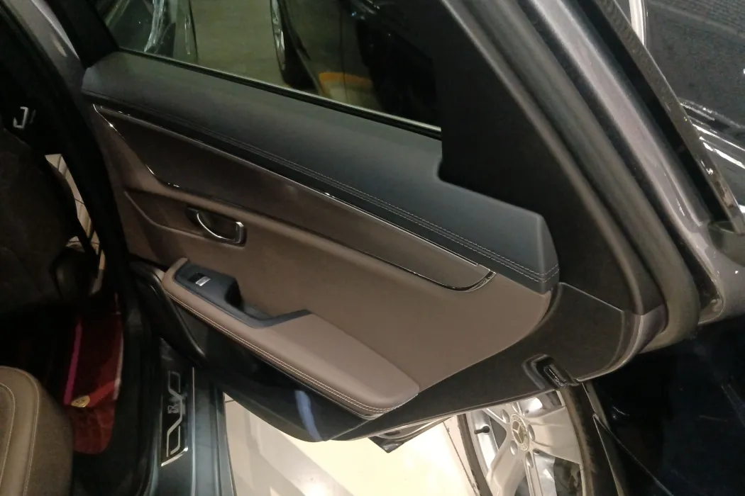 Фото машины 24