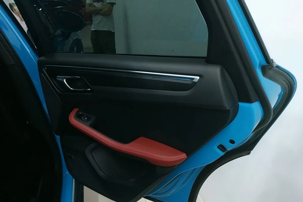 Фото машины 24