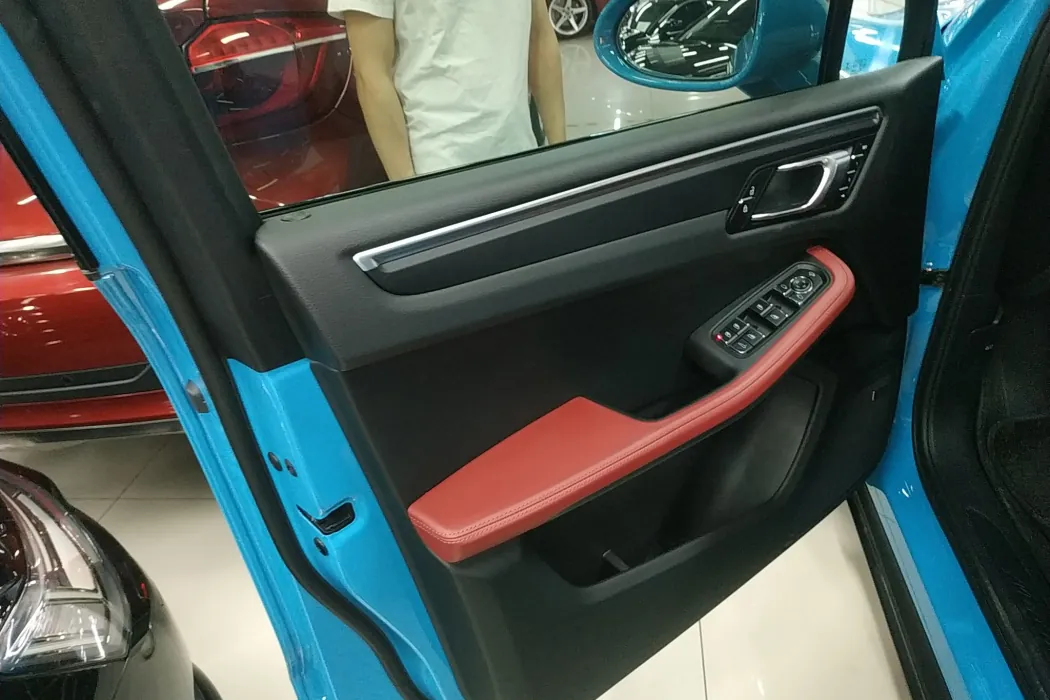 Фото машины 25