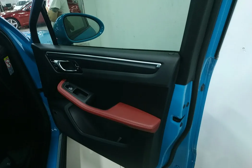 Фото машины 23