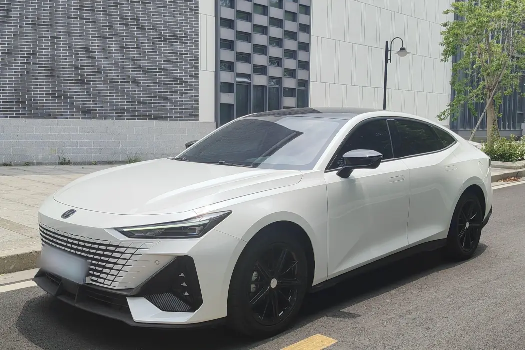 Chang'an UNI-V 2022 1.5T Premium