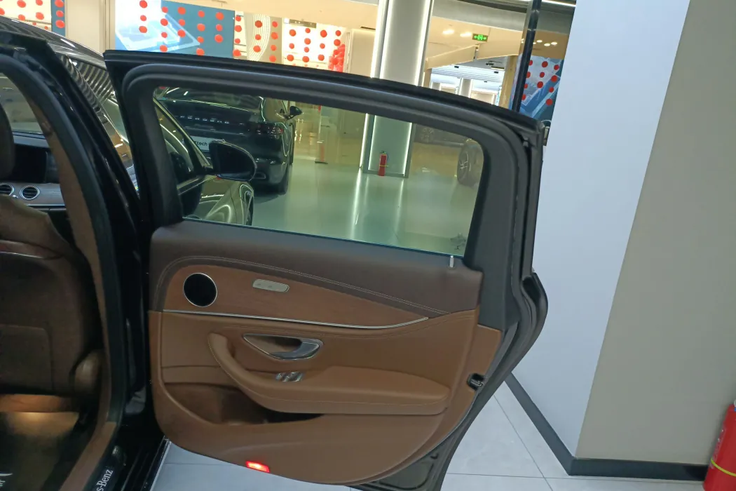 Фото машины 24