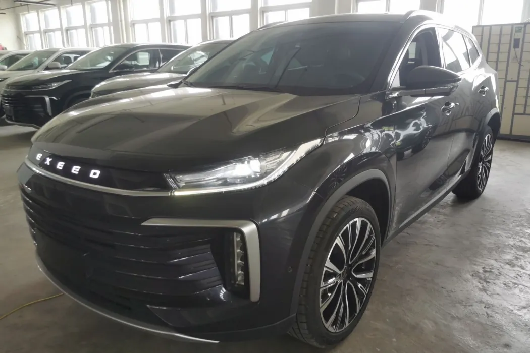 STAR TREK 2023 400T 4WD STAR PREMIUM