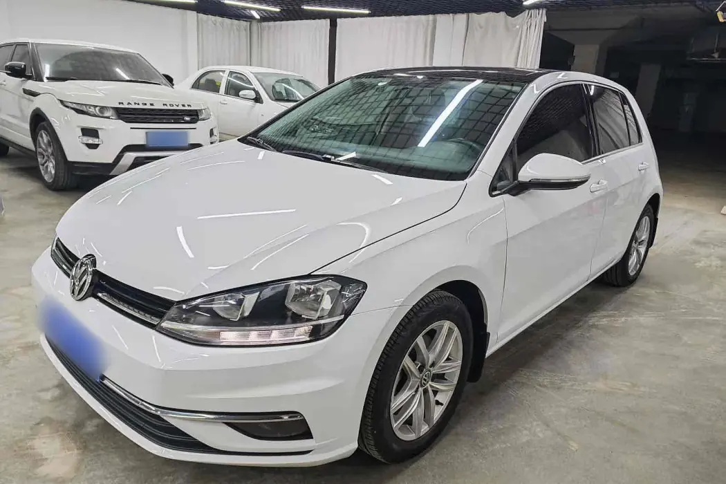 Volkswagen Golf 2018 1.6L automatic comfort type