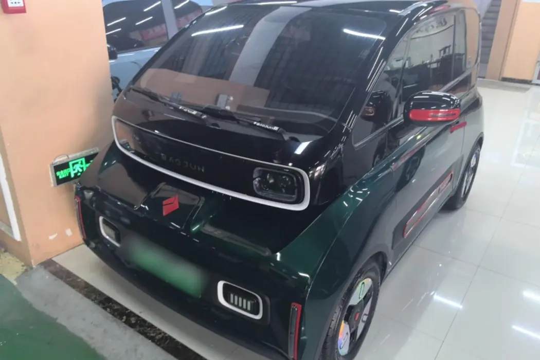 Baojun KiWi EV 2022 Artist Light Edition Lithium Iron Phosphate