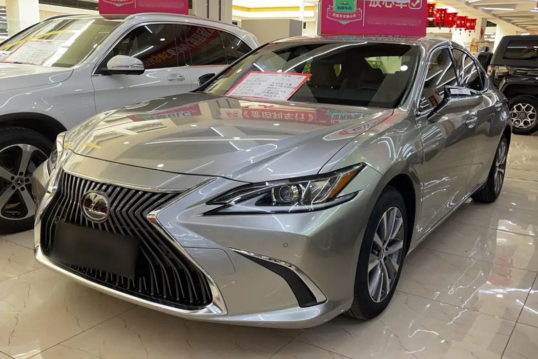 Lexus ES 2020 Model 200 Excellent Edition
