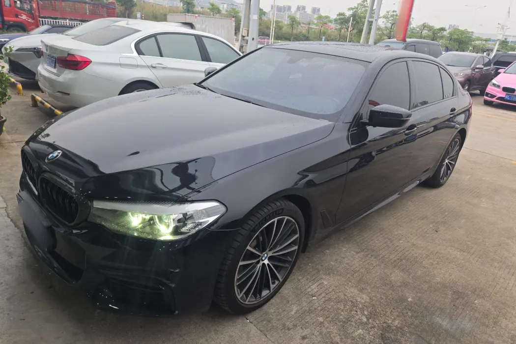 BMW 5 Series 2019 Modified 530Li Leader M Sport Package