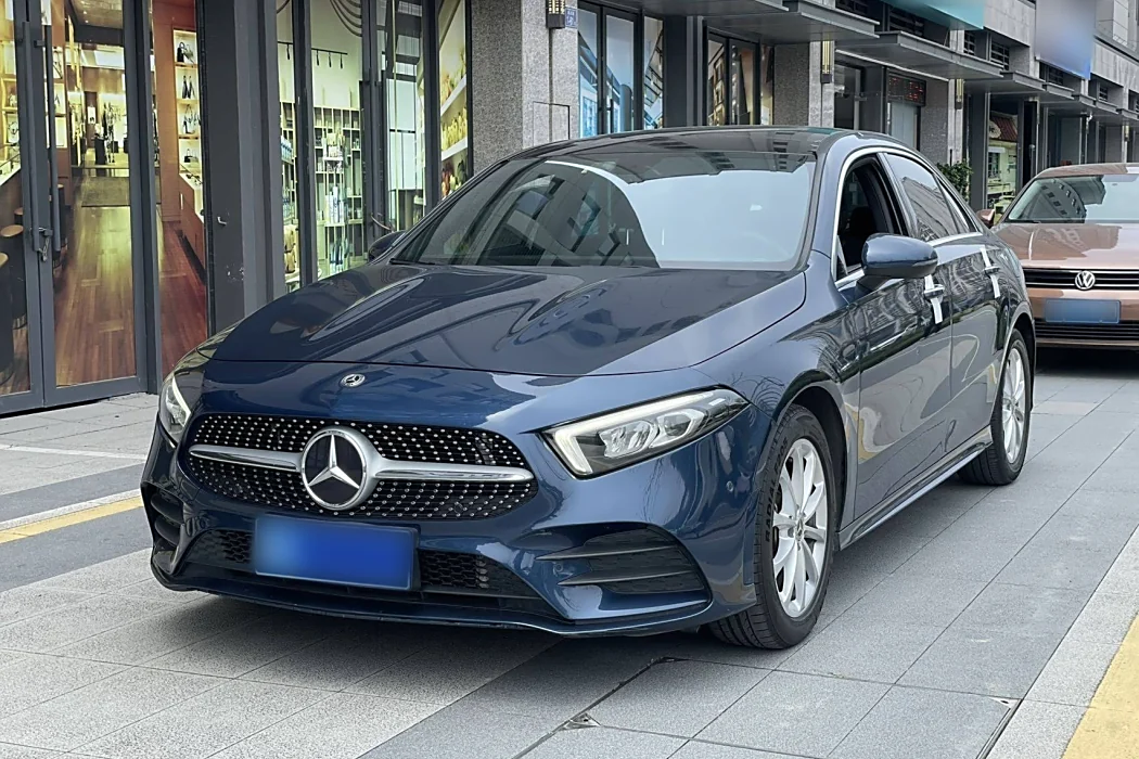 Mercedes-Benz A-Class 2019 A 200 L Sport Sedan