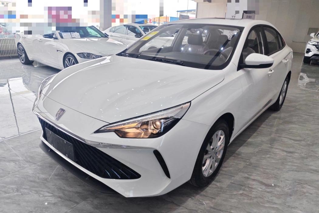 RW i5 2023 1.5L CVT Luxury Edition