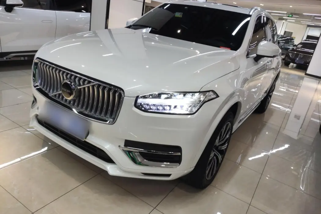 Volvo XC90 2024 B6 Zhiyi Deluxe Edition 7-seater