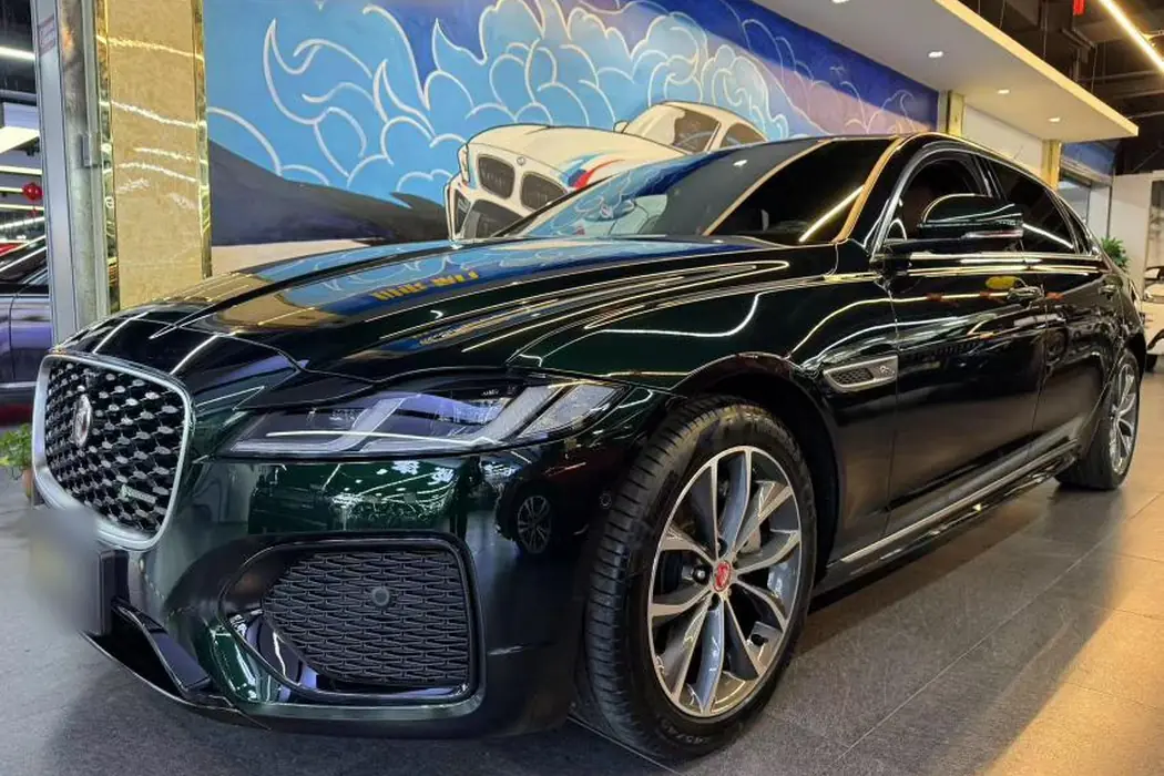 Jaguar XFL 2023 XFL 2.0 T P250 two-wheel drive Elite Sports edition