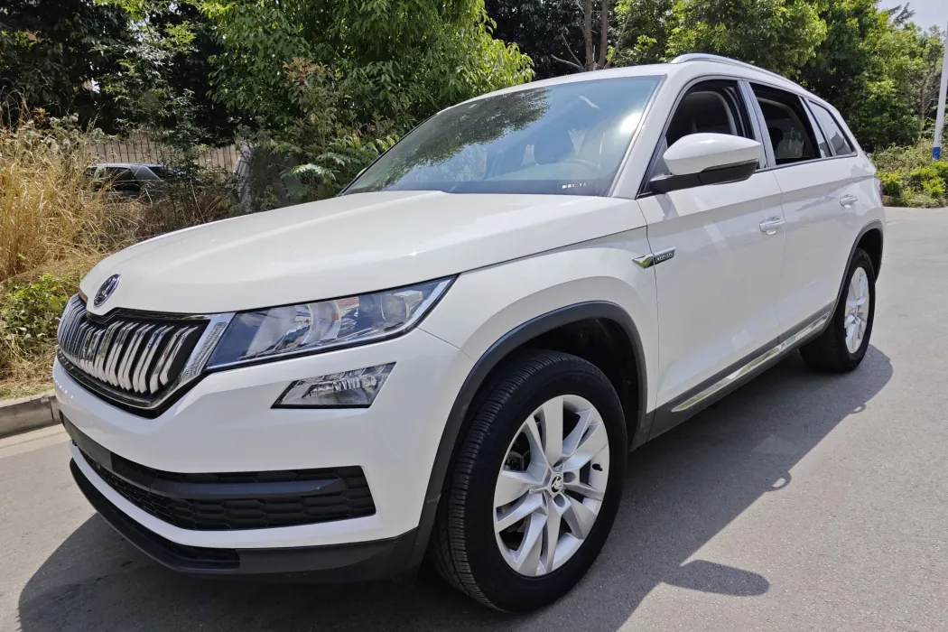 Skoda Kodiak 2019 facelift ZI330 5-seater two-wheel drive comfort version Country VI