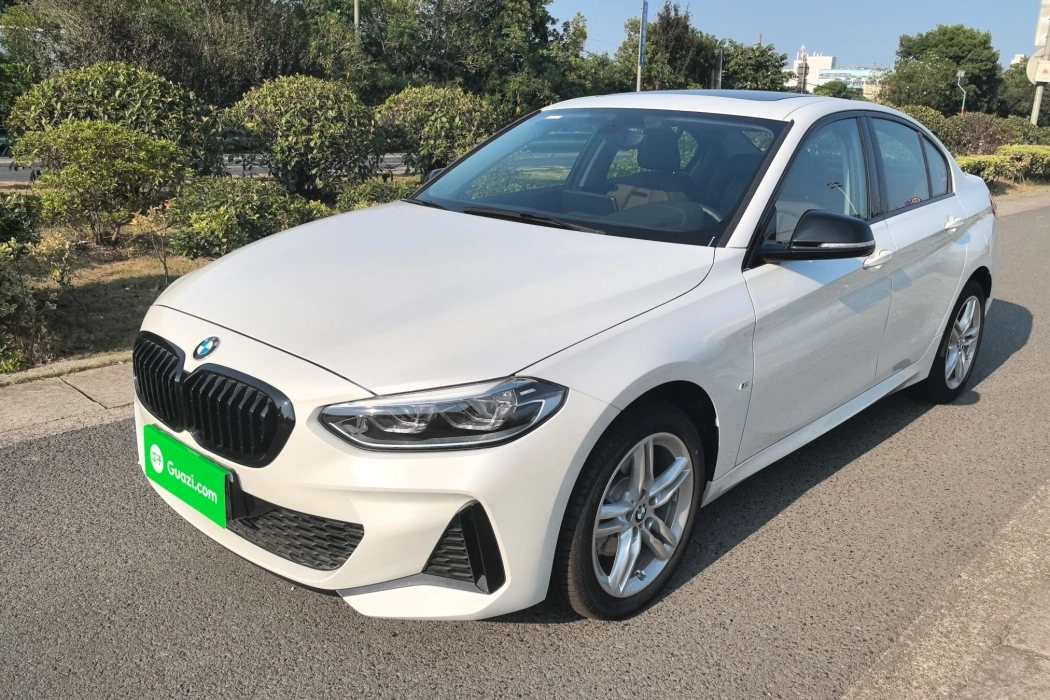 BMW 1 Series 2023 120i M Sport Obsidian Night Edition