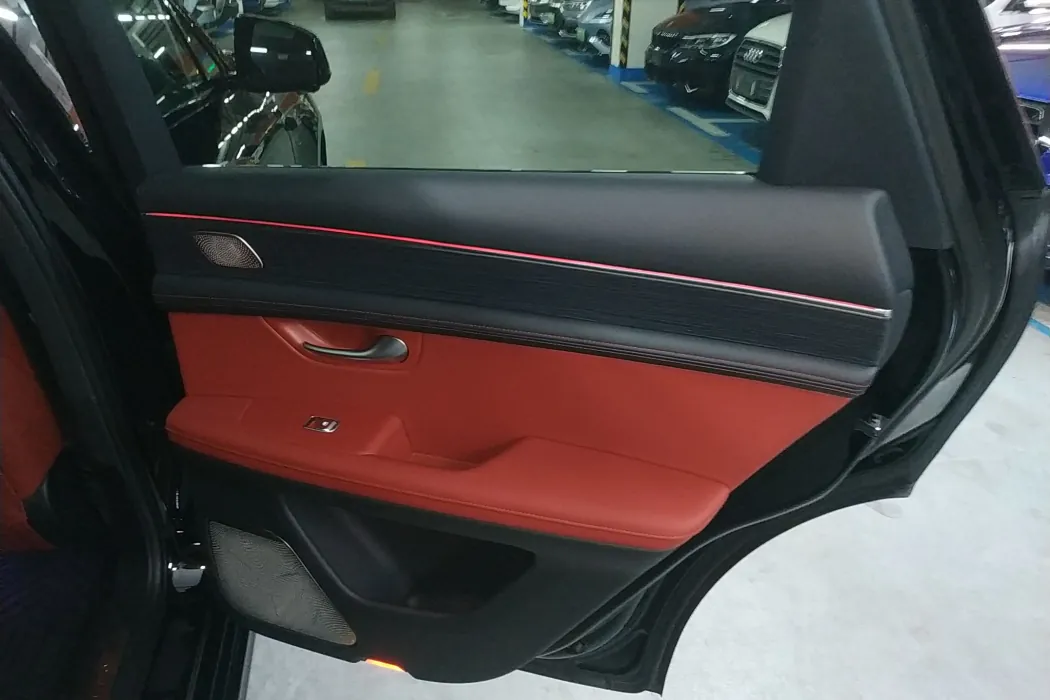 Фото машины 24