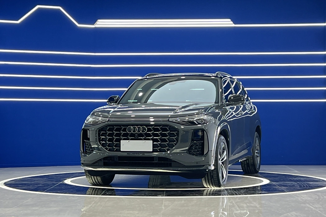 Audi Q6 2023 model 45 TFSI quattro Qiyun flying riding suit